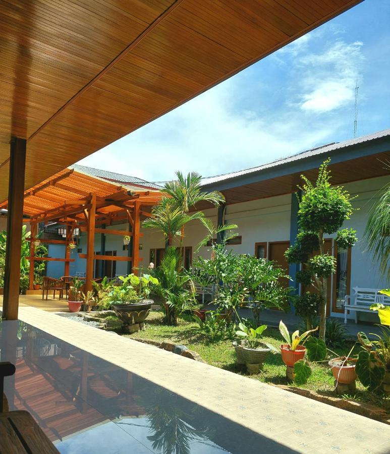 Oasis Hotel Ampana 외부 사진